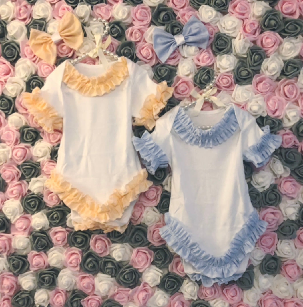 Frilly vest sets