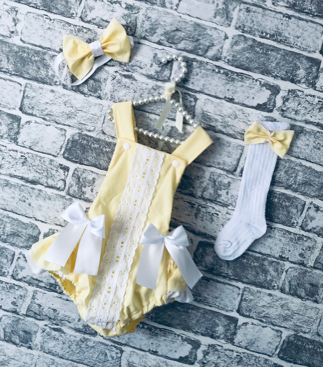 Lemon frilly bum romper sets